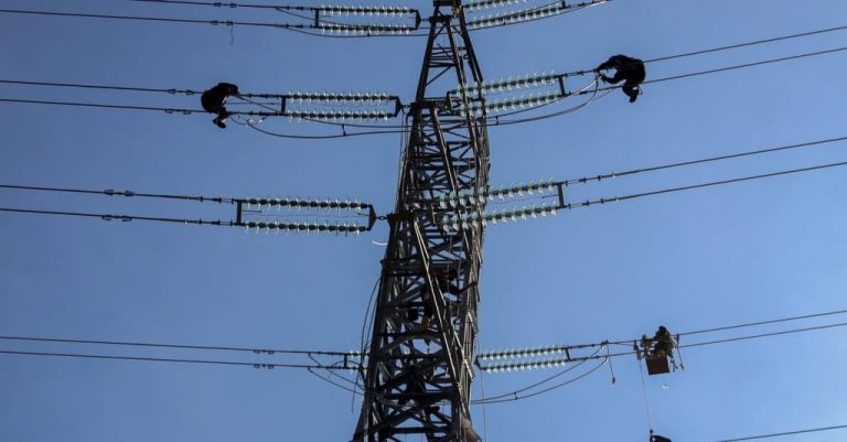 Ajus Linggih Minta Kompensasi Blackout PLN