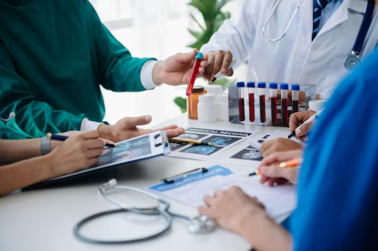 Pemeriksaan Bansos Lebih Efektif Daripada Label Kemiskinan