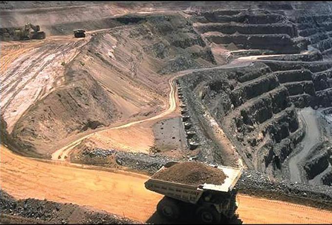 Ekspansi SDA dan Harga yang Harus Dibayar Kalimantan Selatan