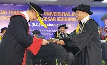 Jayabaya Kukuhkan Ary Ginanjar sebagai Guru Besar Kehormatan