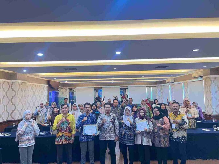 Dinas Perindustrian Provinsi Kalimantan Selatan Dorong Industri Sasirangan Ramah Lingkungan