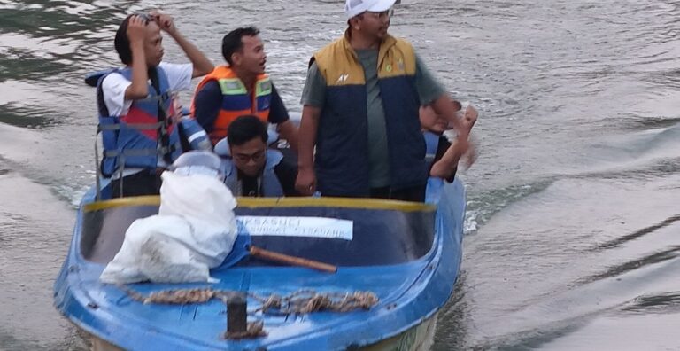 Aktivis Peduli Sungai Tolak Wacana Rusun di Atas Sungai: Ide Konyol dan Berisiko Picu Banjir